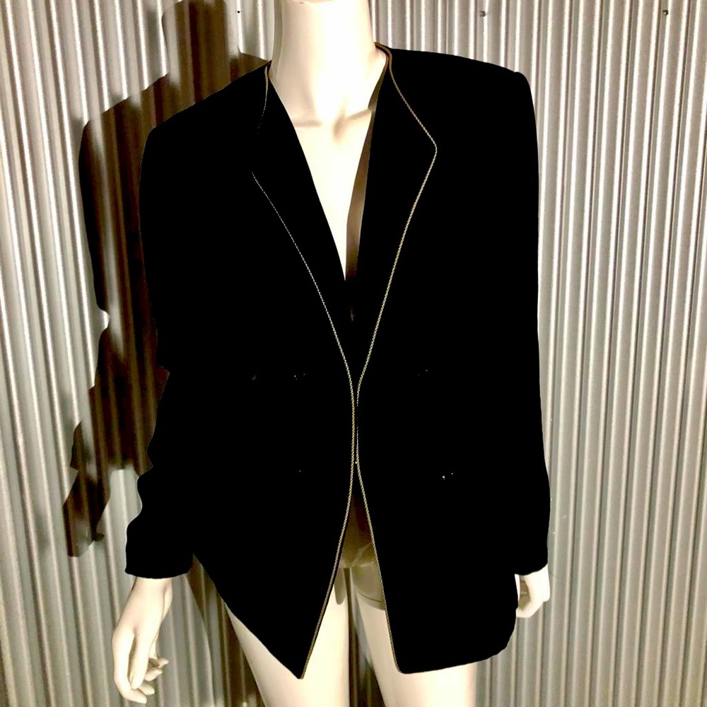 Larry Levine Blazer in Black